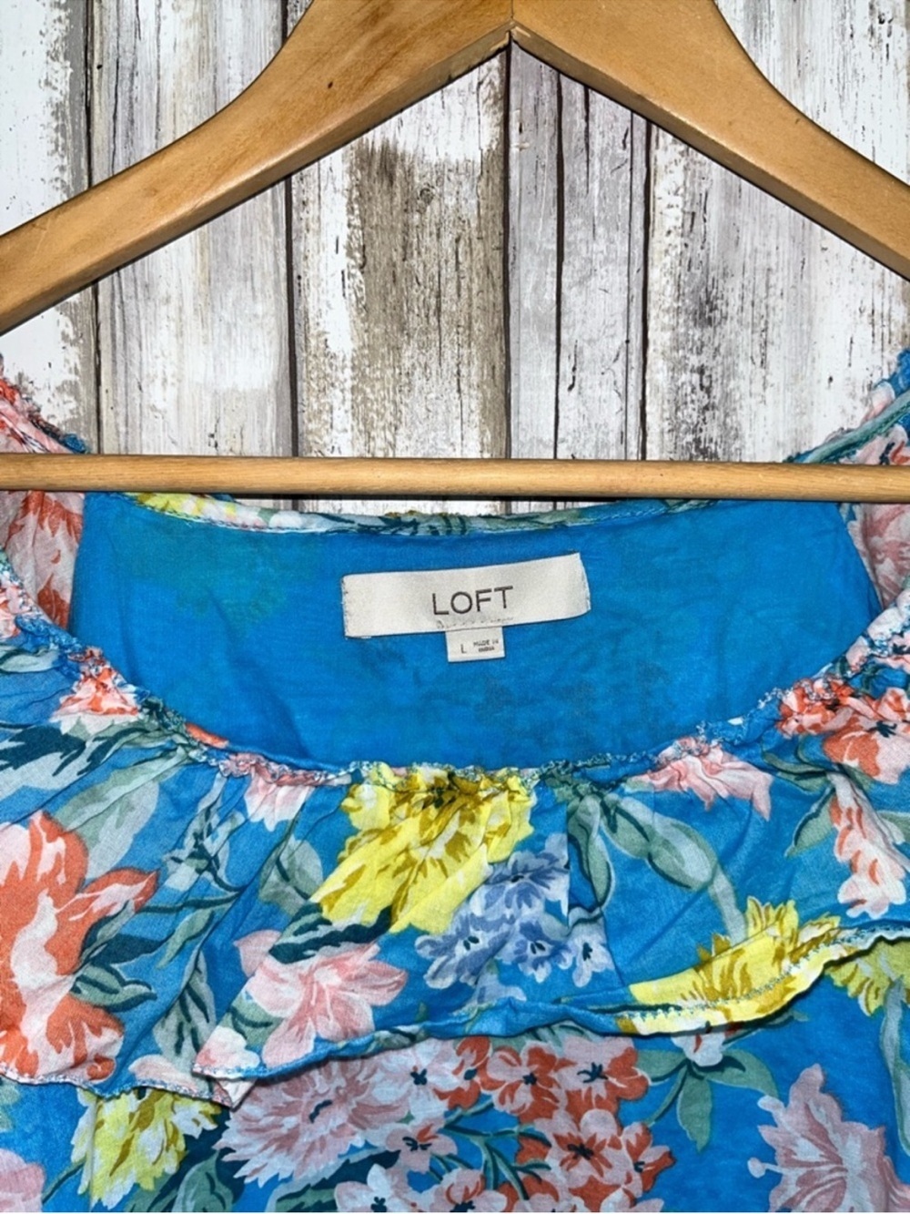 LOFT Floral Ruffle Neck Blouse Size L Blue Garden Print Boho Cottagecore Top - Picture 5 of 5